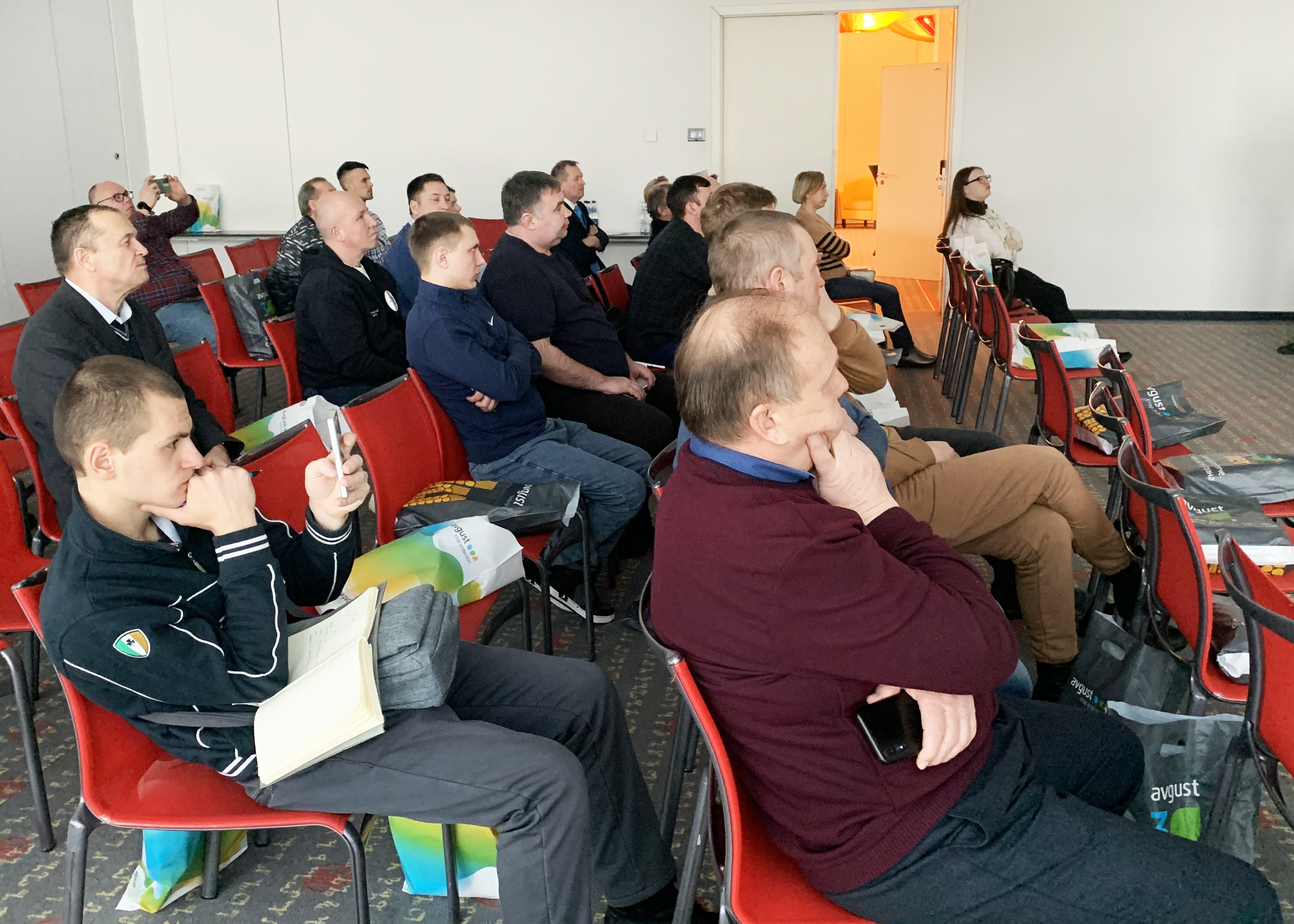 Семинары «Августа» в Екатеринбурге и Ахтубинске